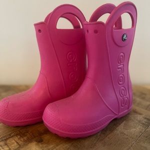 Pink croc boots size 1 little kids